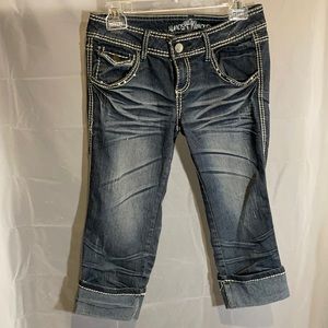 Almost Famous Jr Denim Capris